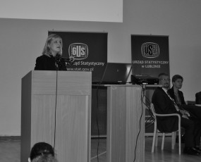 D. Rogalinska Dyrektor Deoartamentu Badań Regionalnych